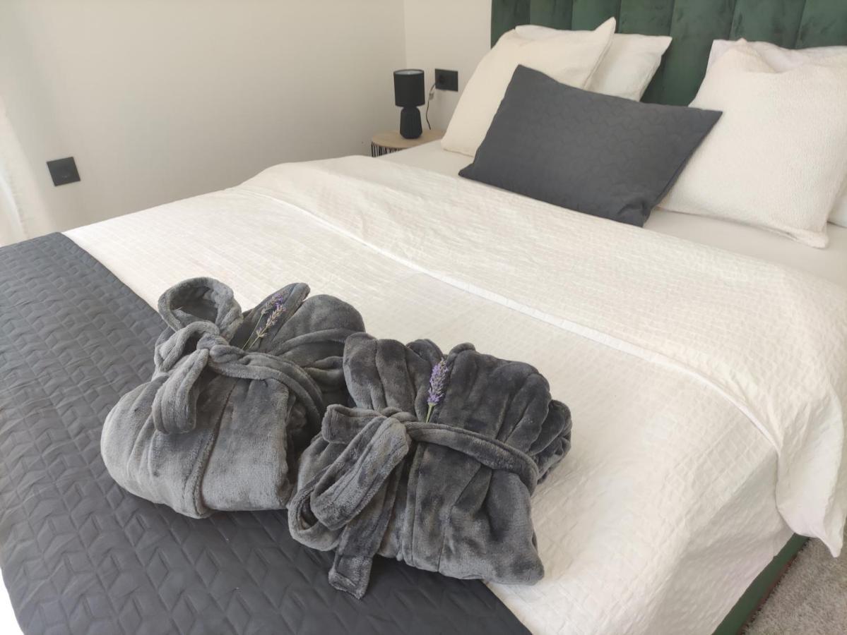 Lazy 8 Villa Garica Екстериор снимка